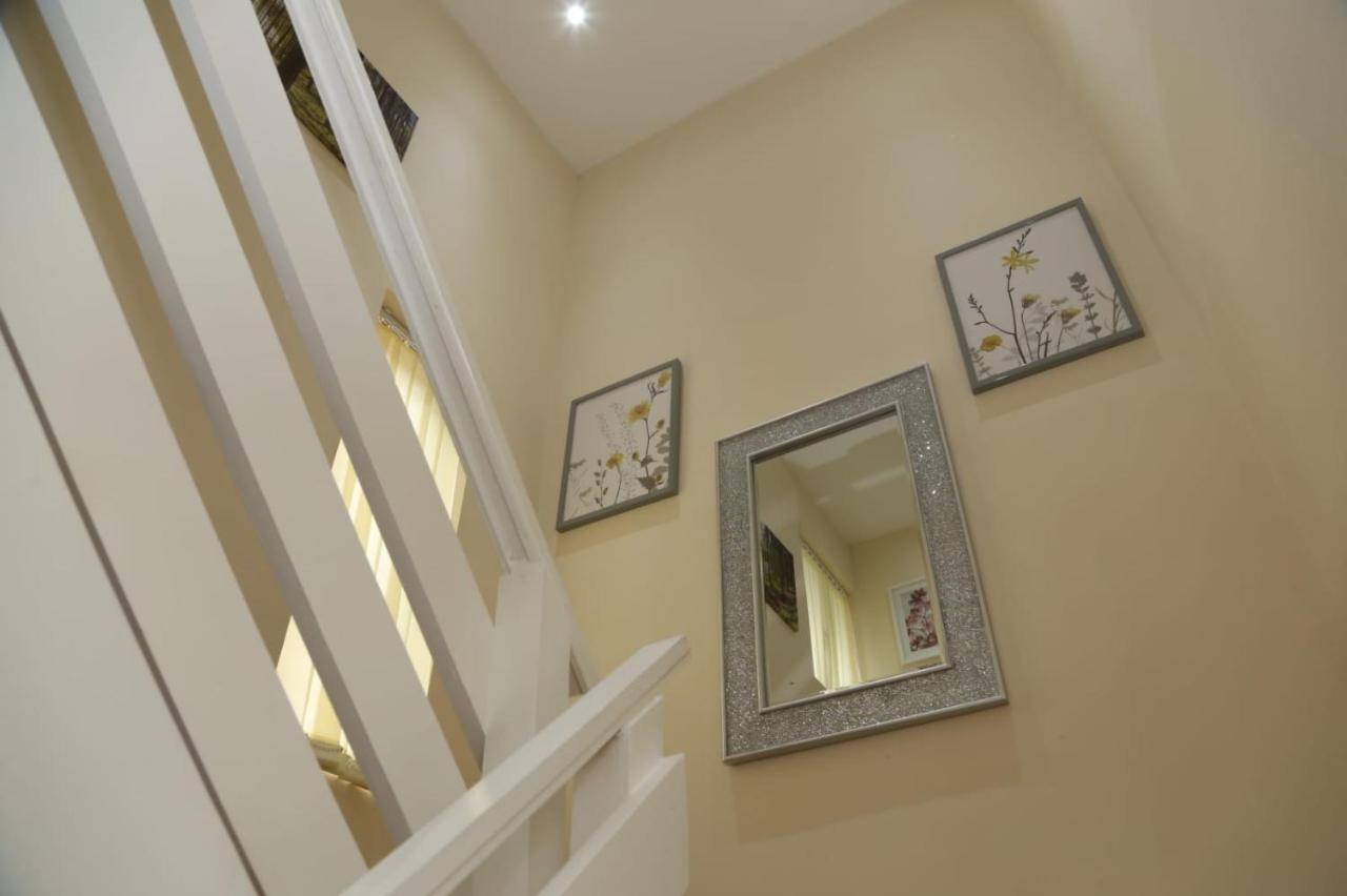 A A Guest Rooms Thamesmead Erith Luaran gambar