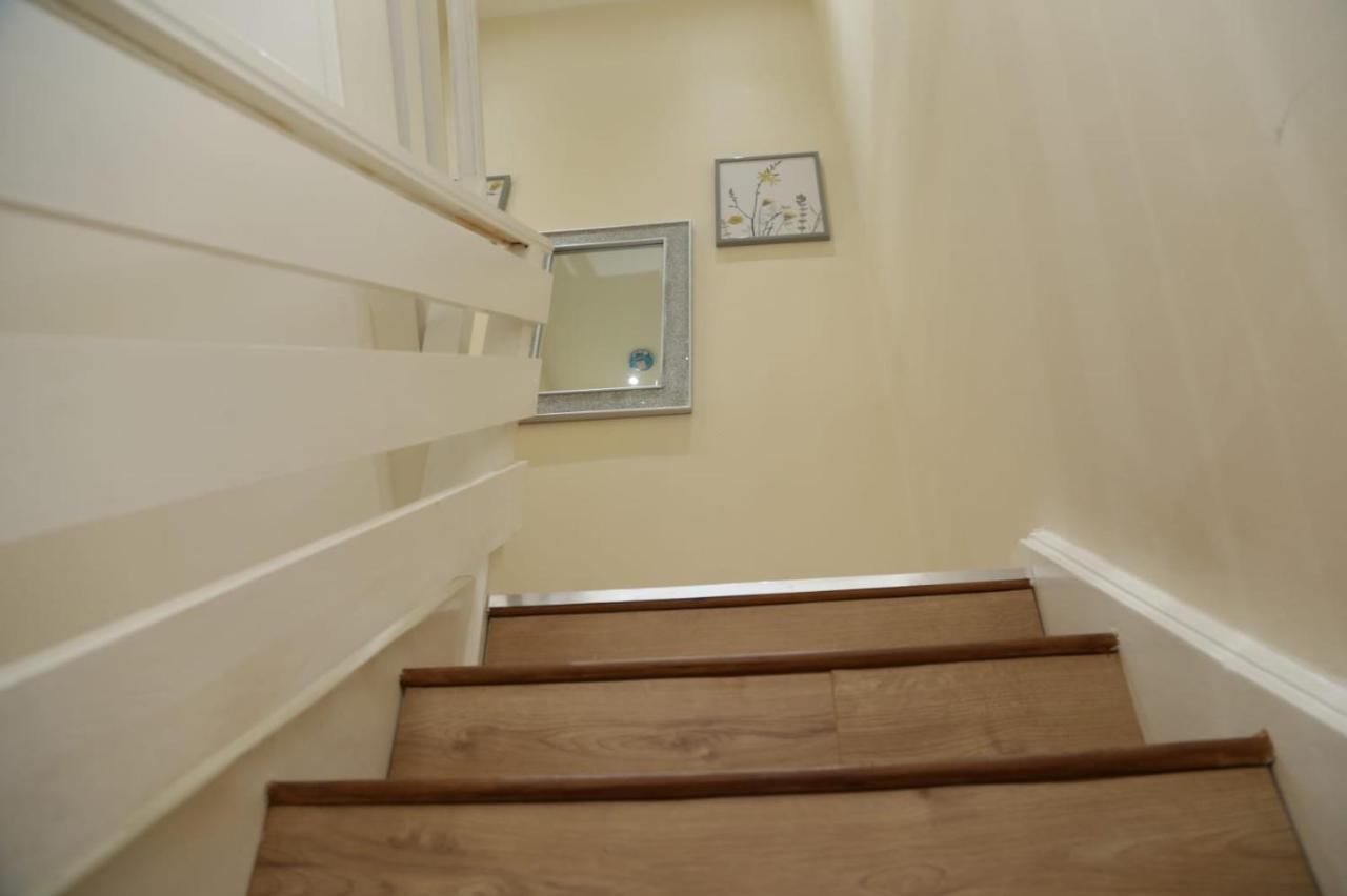 A A Guest Rooms Thamesmead Erith Luaran gambar