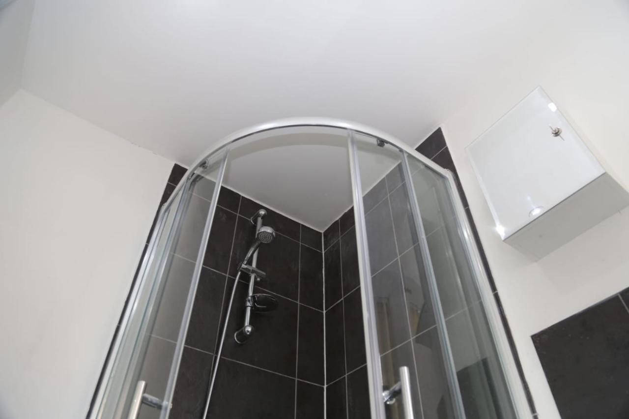 A A Guest Rooms Thamesmead Erith Luaran gambar