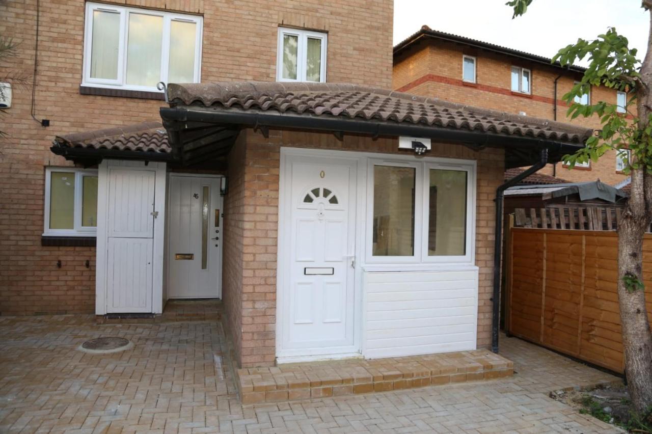 A A Guest Rooms Thamesmead Erith Luaran gambar
