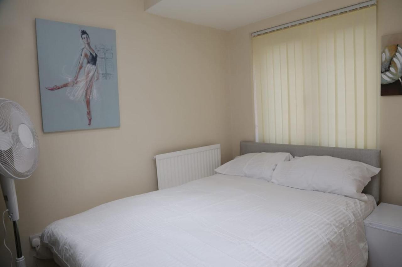 A A Guest Rooms Thamesmead Erith Luaran gambar