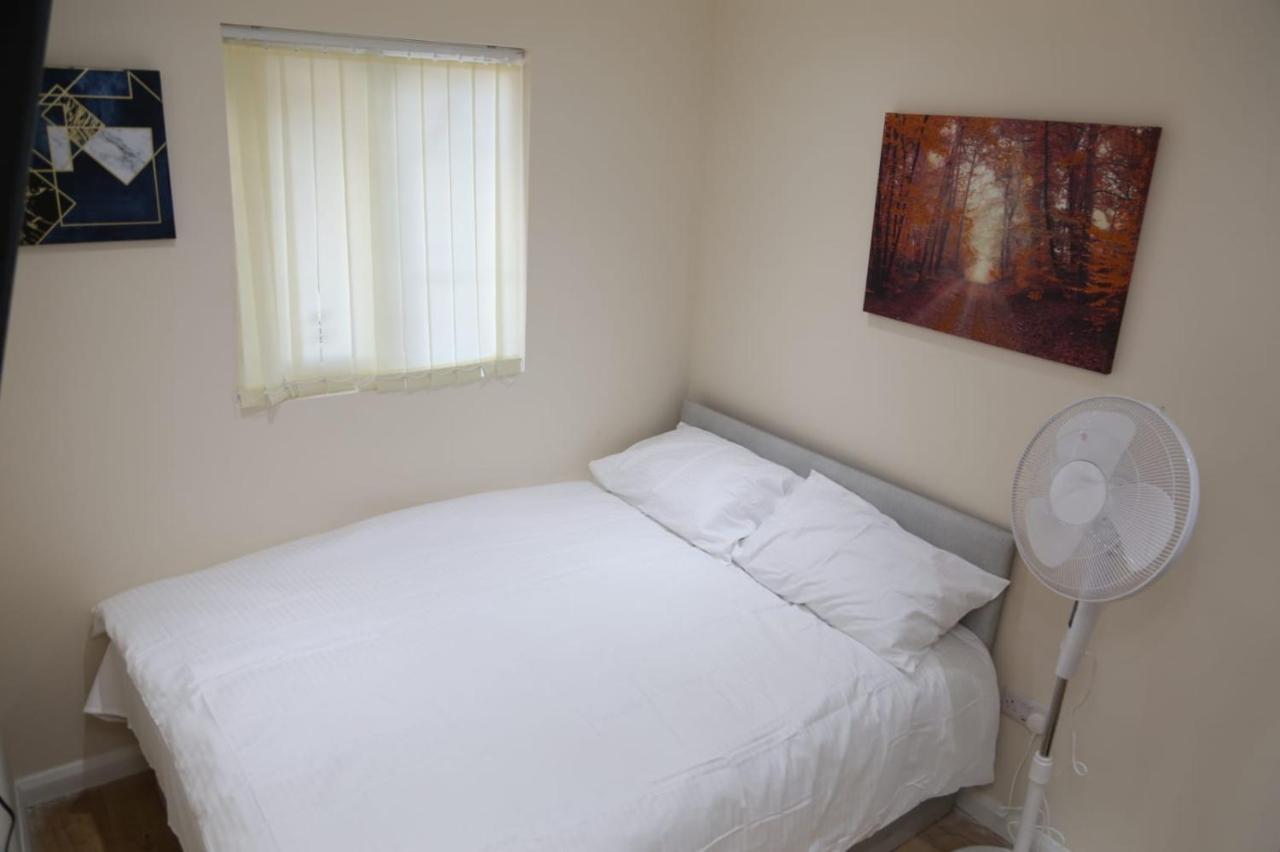A A Guest Rooms Thamesmead Erith Luaran gambar