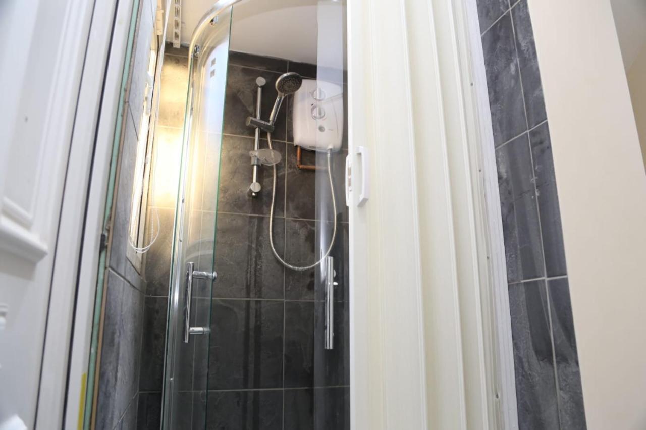 A A Guest Rooms Thamesmead Erith Luaran gambar