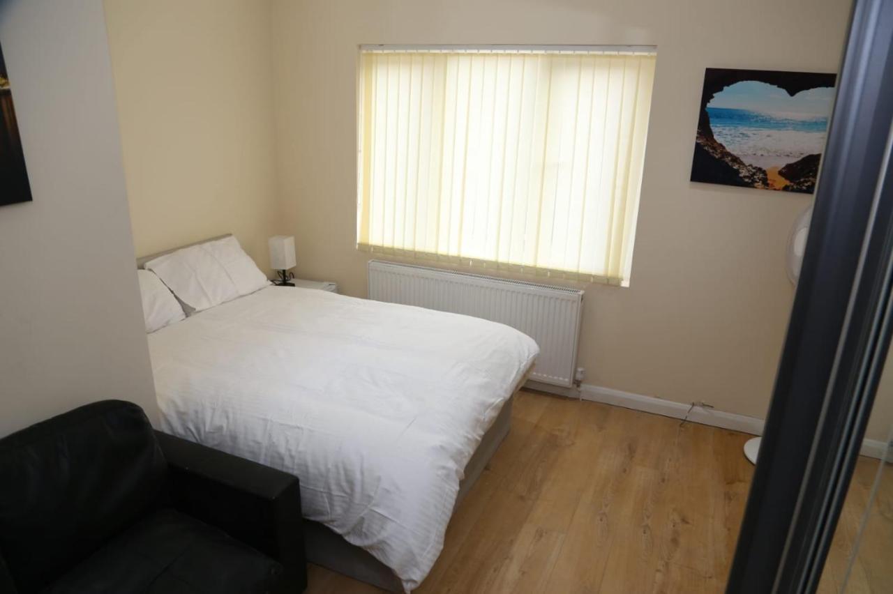 A A Guest Rooms Thamesmead Erith Luaran gambar